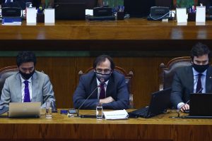 Matías Acevedo, entre el ministro y el subsecretario