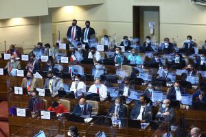 Diputados en la Sala