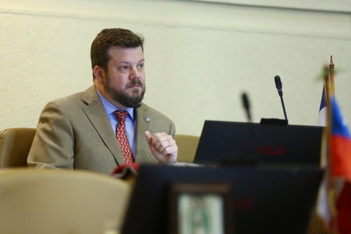 Dip. Johannes Kaiser es autor del PL sobre identificación de restos de víctimas de DDHH en el SML