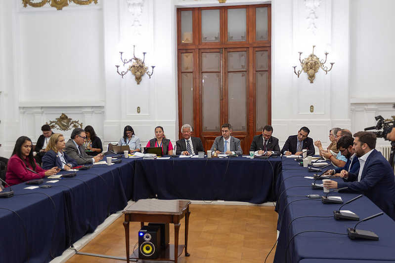 Comisión investigadora contó con participación de Eduardo Cerna