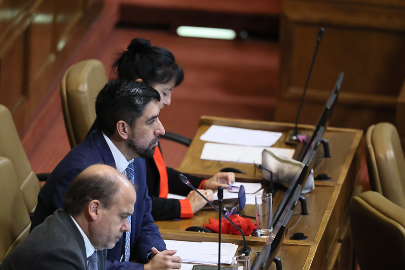 Dip. Héctor Barría en el debate