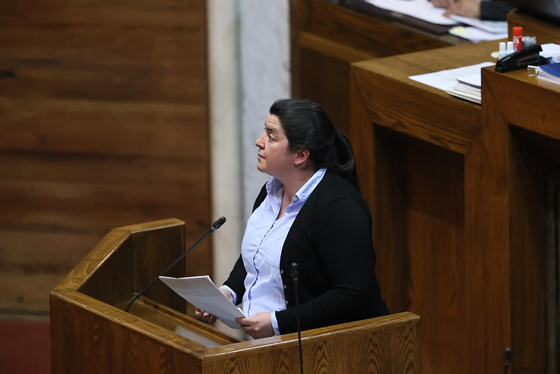 Dip. Natalia Romero rinde el informe del proyecto que promueve aumento de mujeres en directorios de S.A.