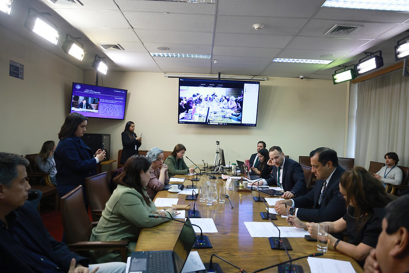Comisión revisa proyecto sobre obligaciones a eventos de fútbol profesional